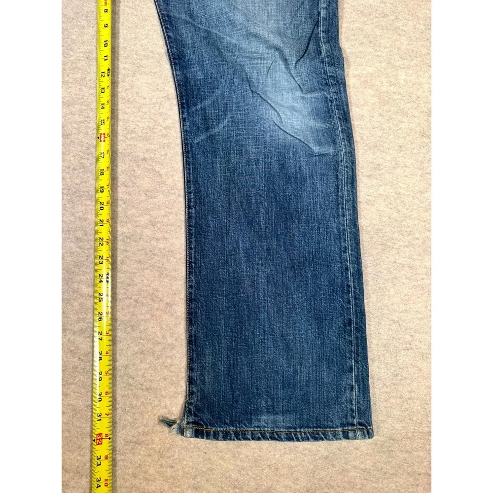 Levis 501 Straight Jeans Mens 40x32 Blue Whiskering Denim Cotton Button Fly